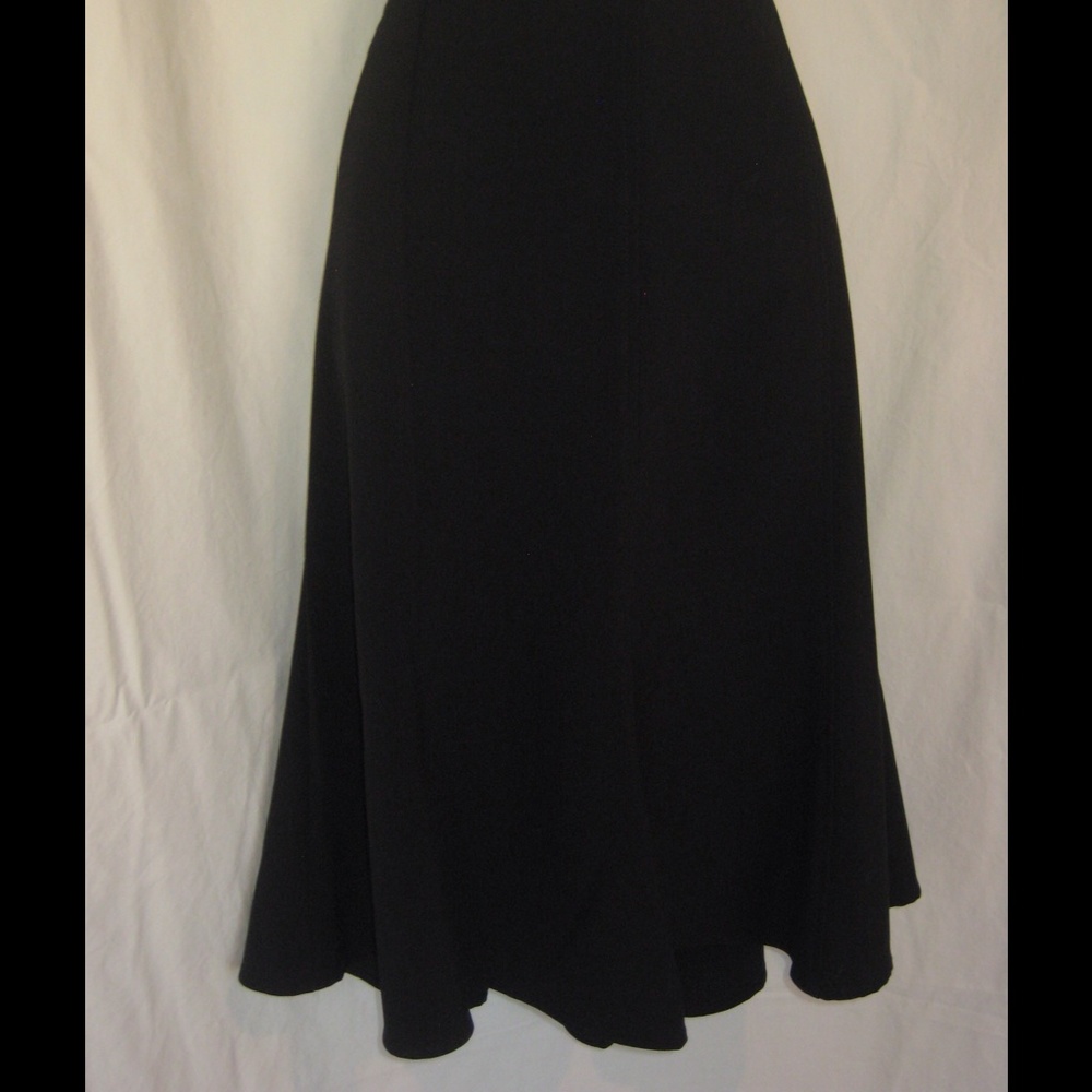 Black gored midi length side zip skirt basic office career professional Size 12